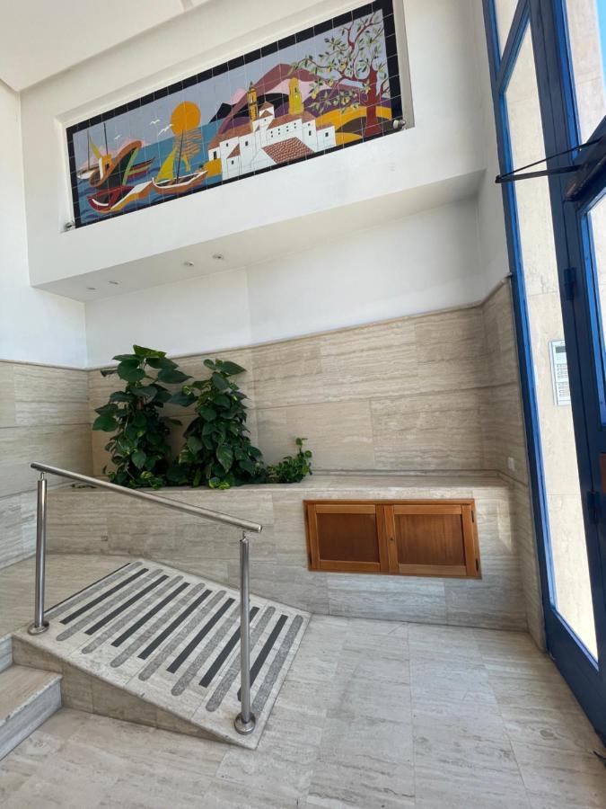 Apto Vista Al Mar Urban And Sea Apartment Естепона Екстериор снимка