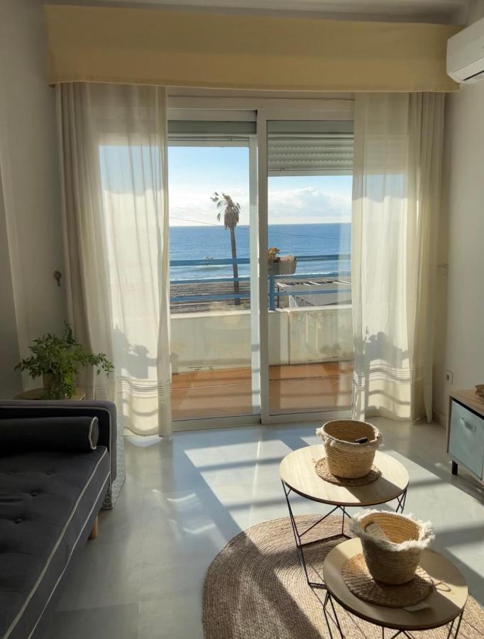 Apto Vista Al Mar Urban And Sea Apartment Естепона Екстериор снимка