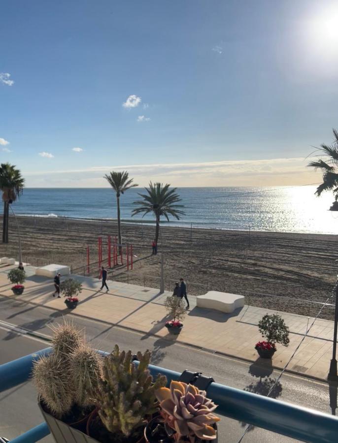 Apto Vista Al Mar Urban And Sea Apartment Естепона Екстериор снимка